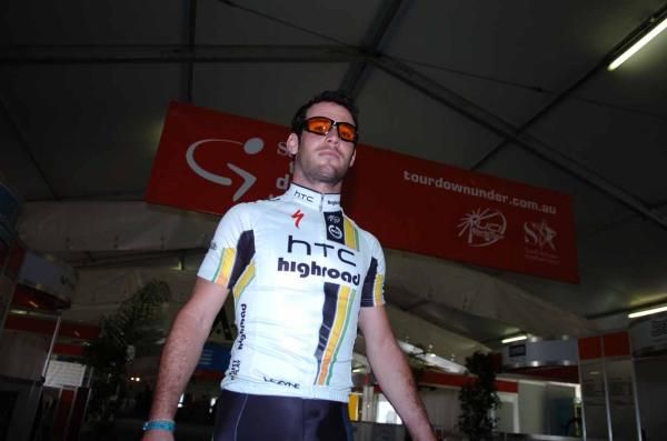 Mark Cavendish (HTC-Highroad) attracts attention wherever he goes.