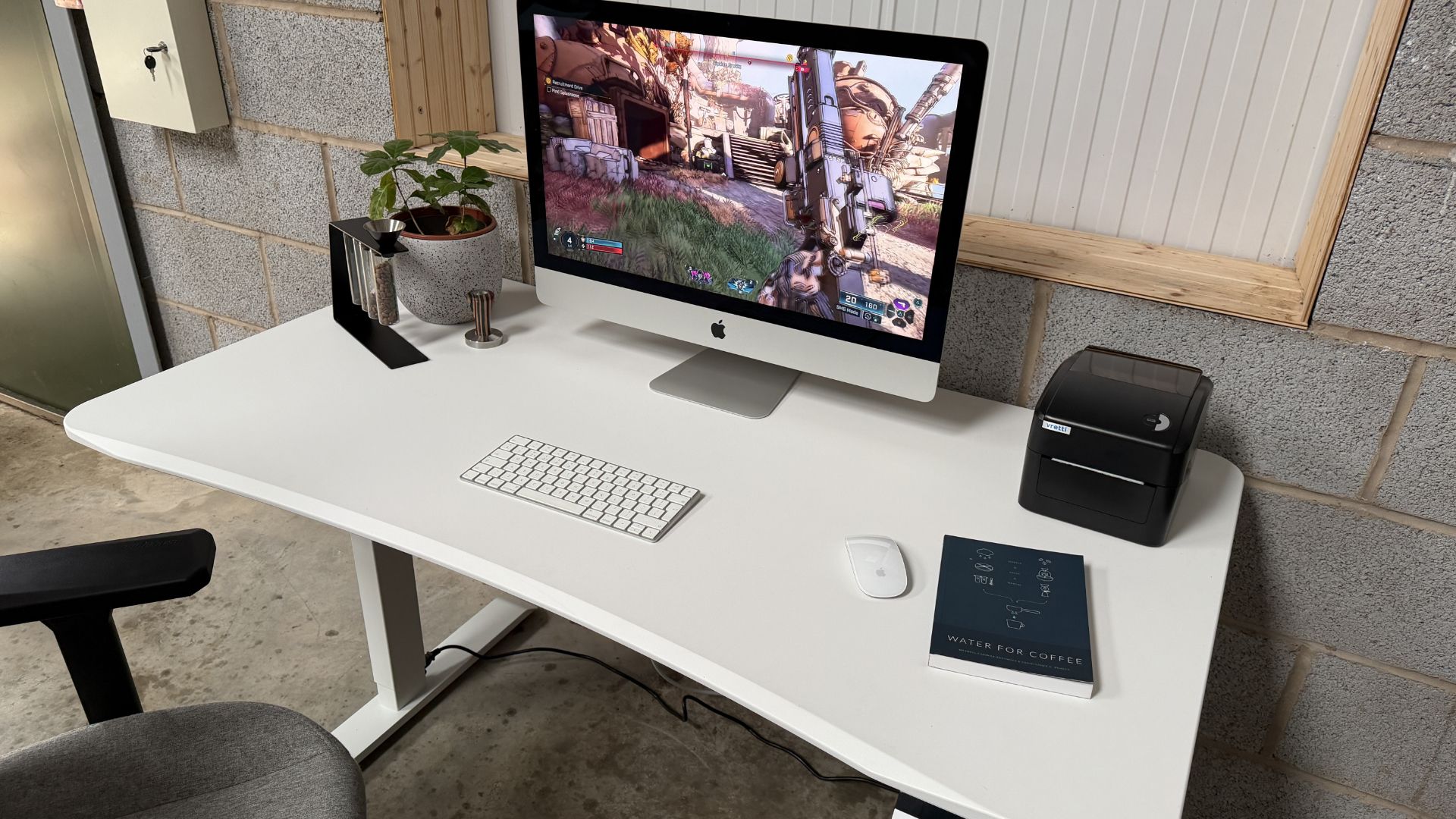 I really wanted to like AndaSeat's first attempt at a standing desk, but the lack of accessible cable management and odd design choices leave a lot to be desired