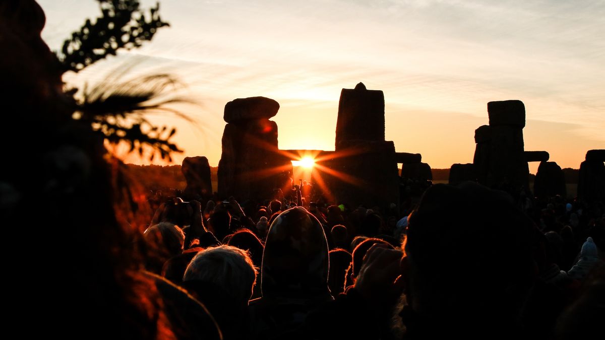 When is the summer solstice in 2025? It depends on your time zone.
