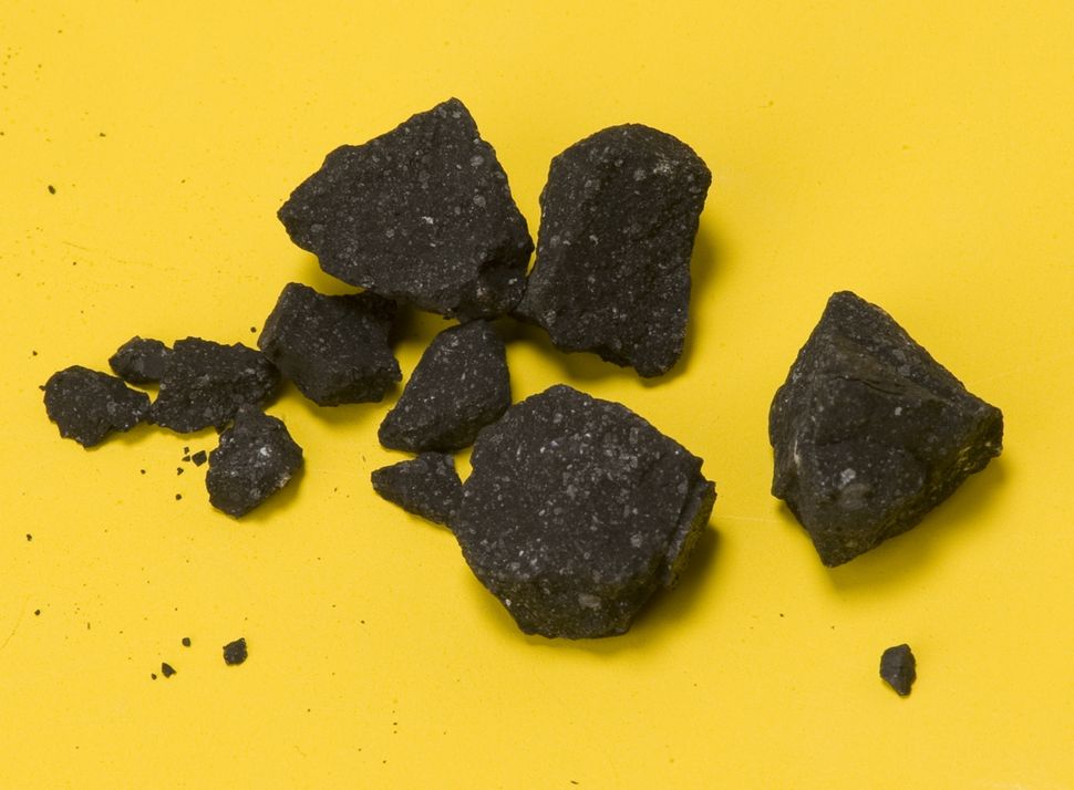 Scientists find liquid water inside a meteorite, revealing clues about the early solar system