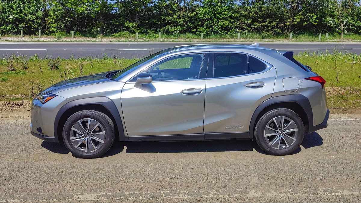 Lexus UX 300e