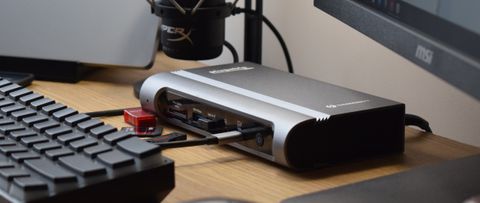 Plugable Thunderbolt 4 & USB4 Quad Display Docking Station (TBT4-UDZ) review photos