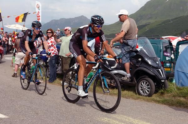 Team Sky's Thomas L&ouml;fkvist paces Bradley Wiggins on the Col de la Madeleine.