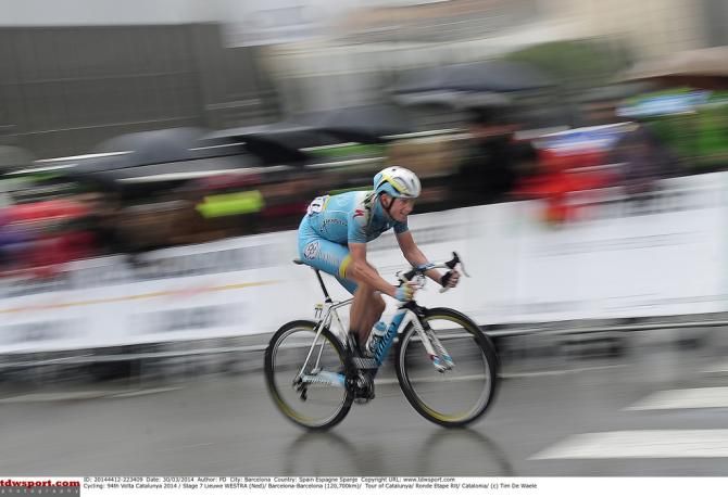 Stage winner Lieuwe Westra (Astana)