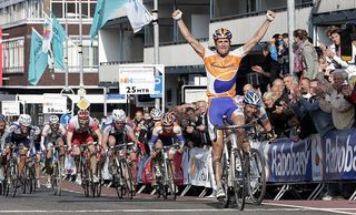 Theo Bos (Rabobank Continental) wins the Ronde van Nord-Holland.