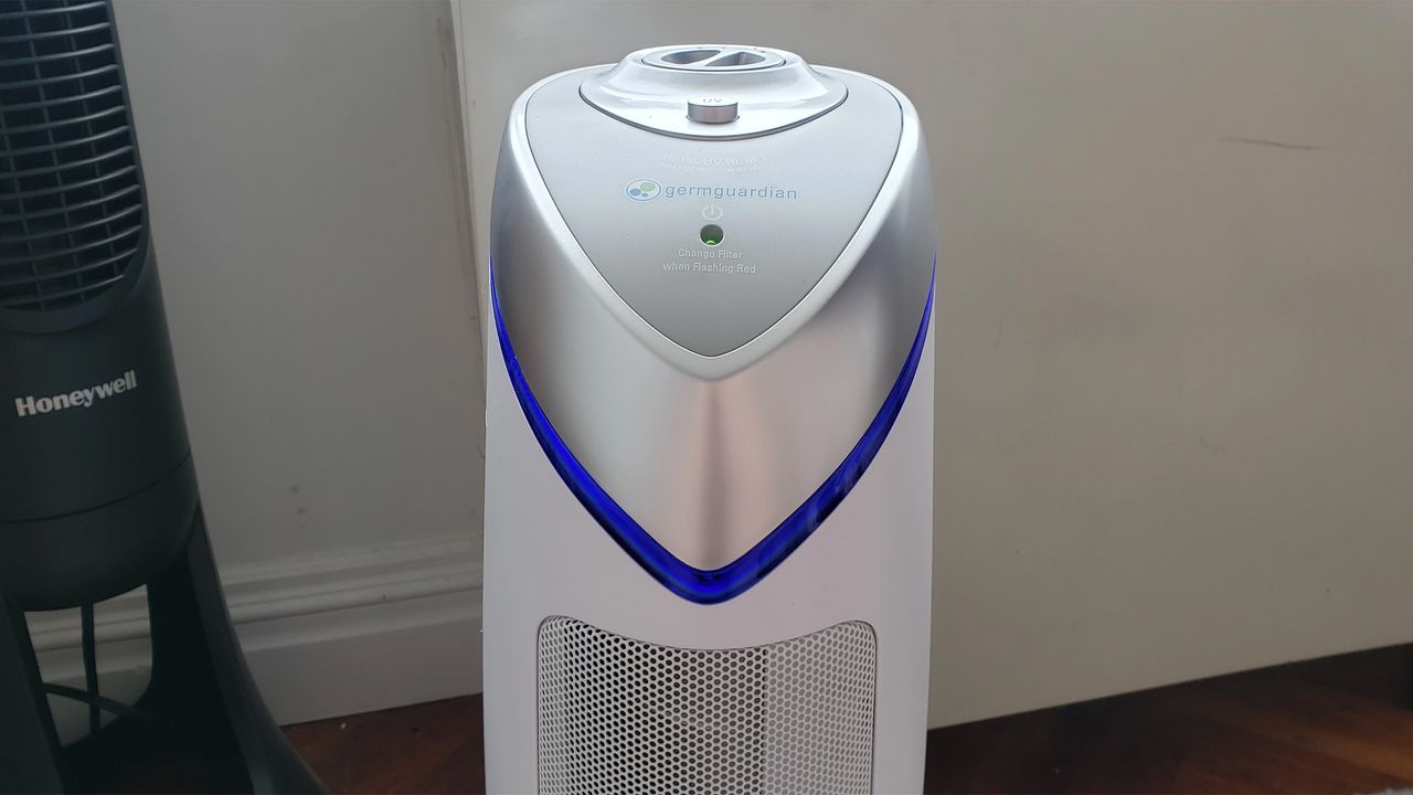 GermGuardian AC4825E in the home