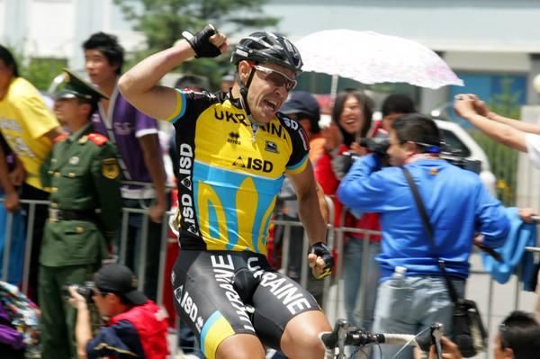 Yuriy Metlushenko (Ukraine) celebrates his bunch sprint win.