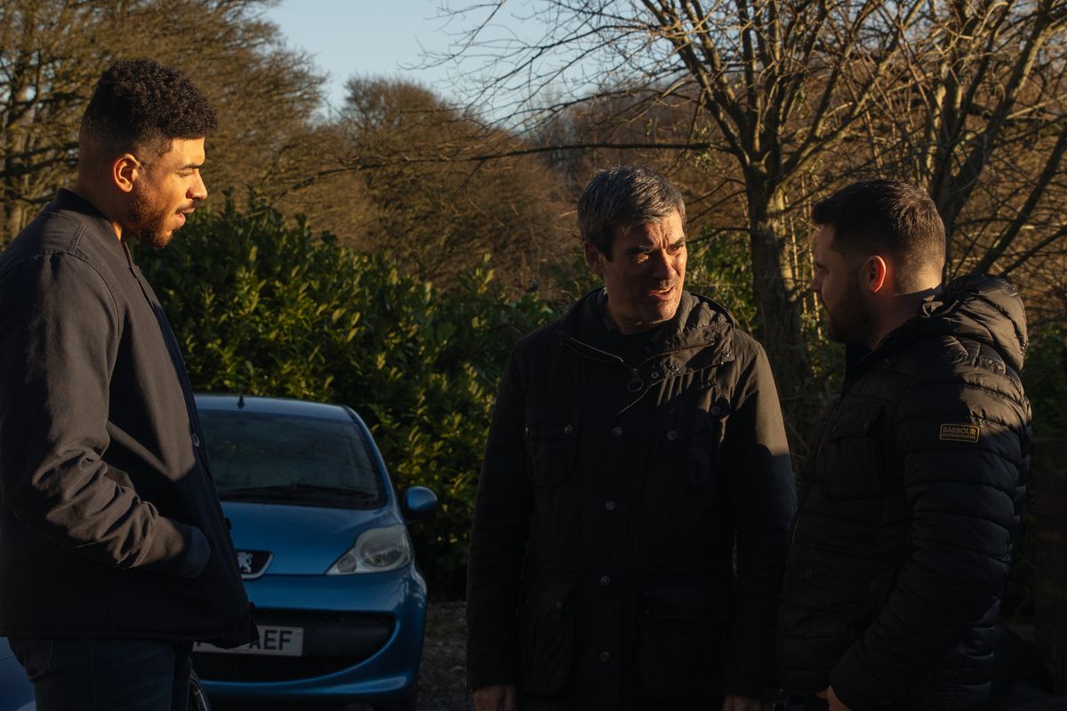 Cain, Nate and Aaron talk in Emmerdale