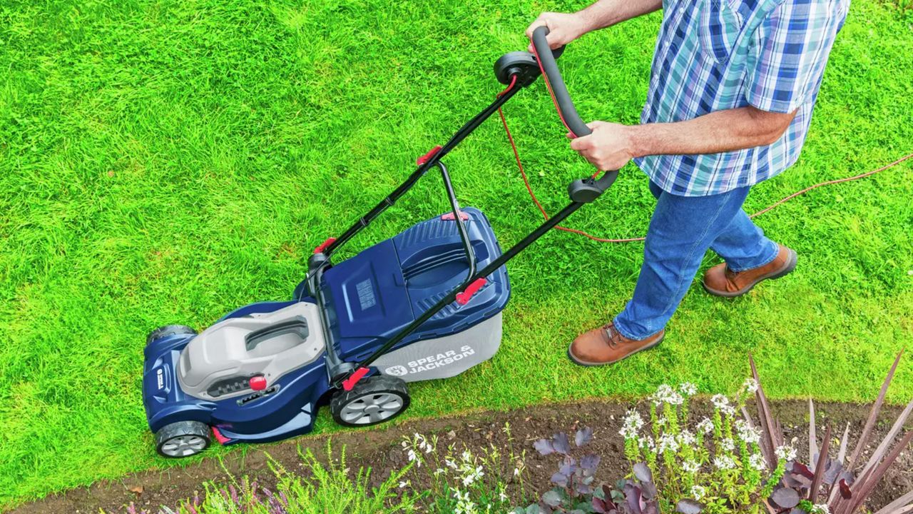 best lawn mower deals: Spear &amp; Jackson 40cm Corded Rotary Lawnmower