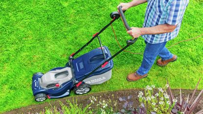 best lawn mower deals: Spear & Jackson 40cm Corded Rotary Lawnmower