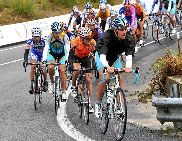 Andreas Kl&ouml;den (Astana) battles the wet weather.