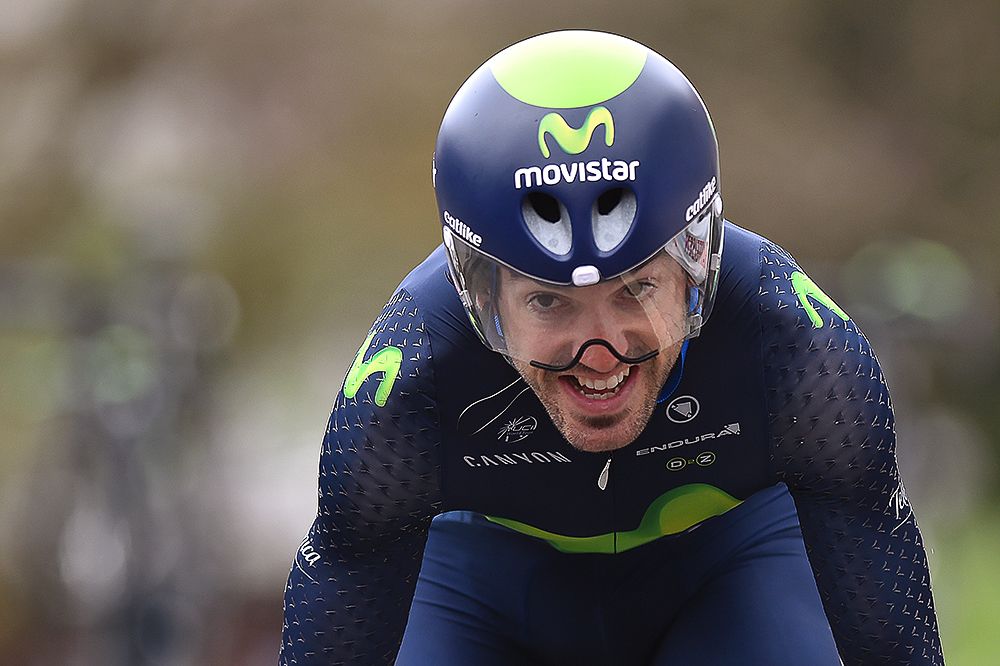 Jon Izagirre on his way to winning the Romandie prologue