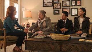 Nicole de Boer as Carlin, Kathy Bates as Madeline Matlock, David Del Rio as Billy Martinez and Leah Lewis as Sarah Yang sitting in a living room in Matlock episode 1