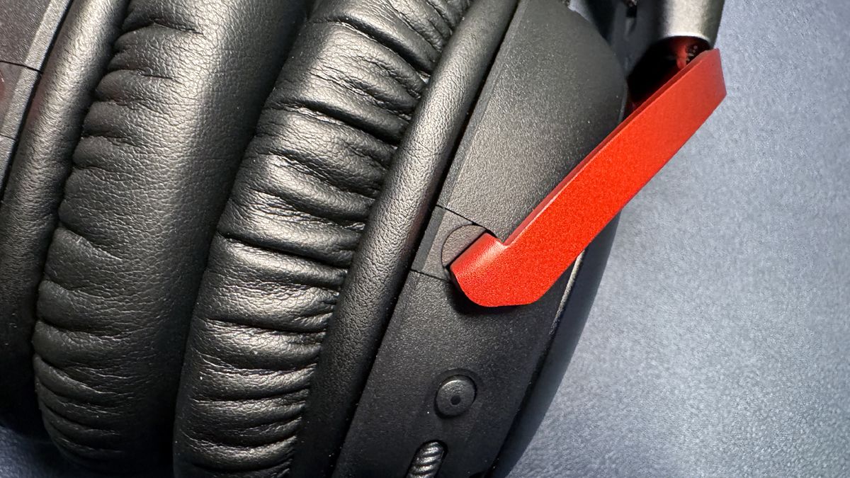 HyperX Cloud III S Wireless