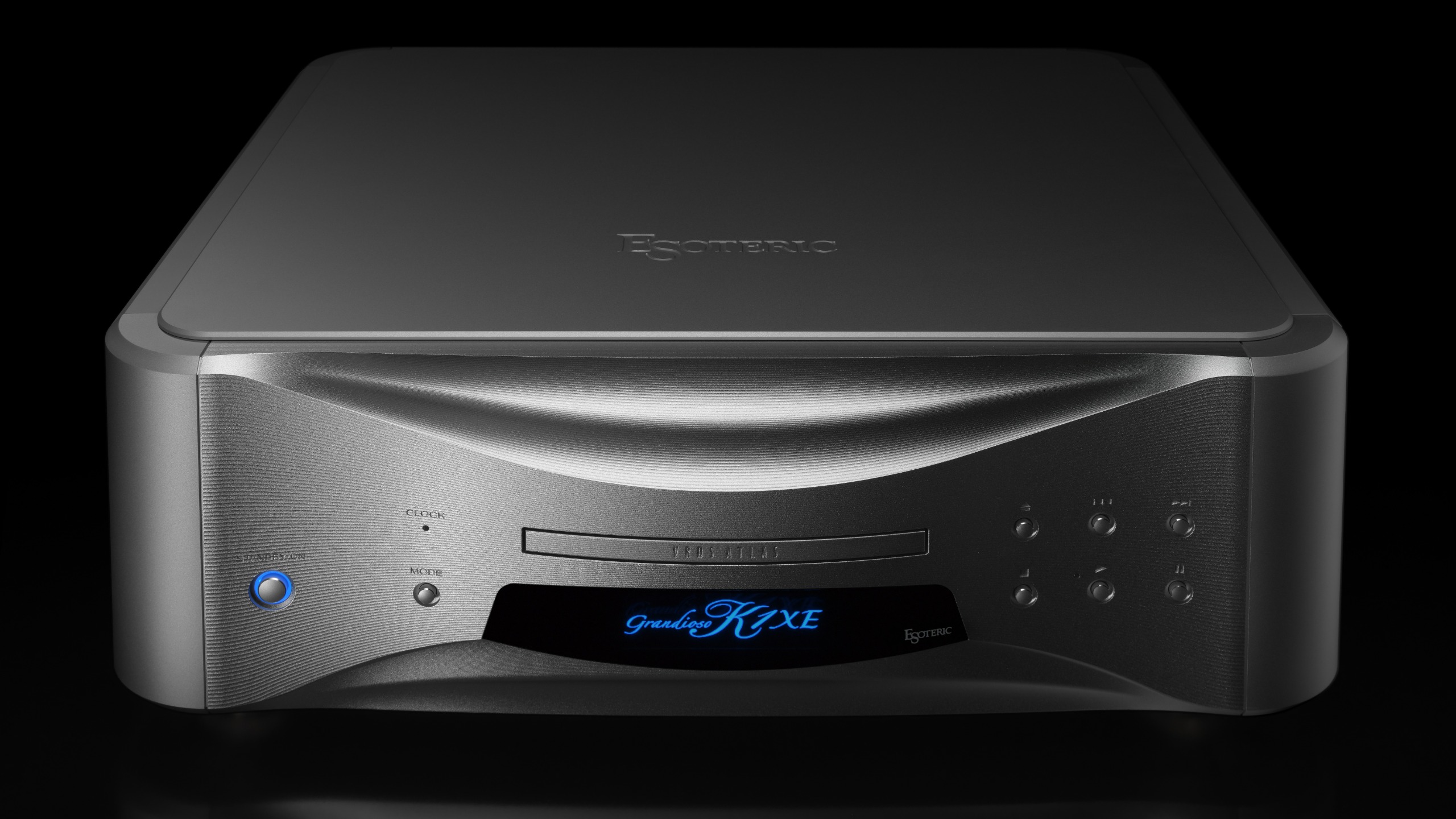 Esoteric Grandioso K1XE CD player on a black background