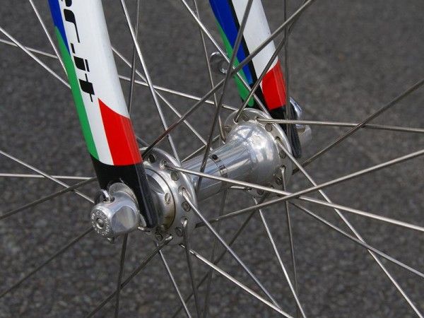 There are no fancy 'wheel systems' to be found here