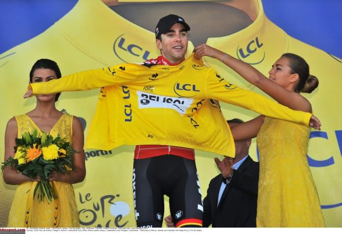 Tony Gallopin pulling on yellow