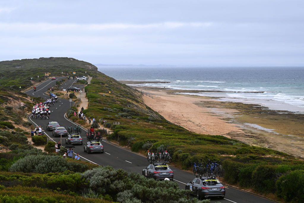 GEELONG AUSTRALIA JANUARY 29 A general view of the peloton competing in Thirteenth beach during the 7th Cadel Evans Great Ocean Road Race 2023 Mens Elite a 1743km one day race from Geelong to Geelong CadelRoadRace on January 29 2023 in Geelong Australia Photo by Tim de WaeleGetty Images
