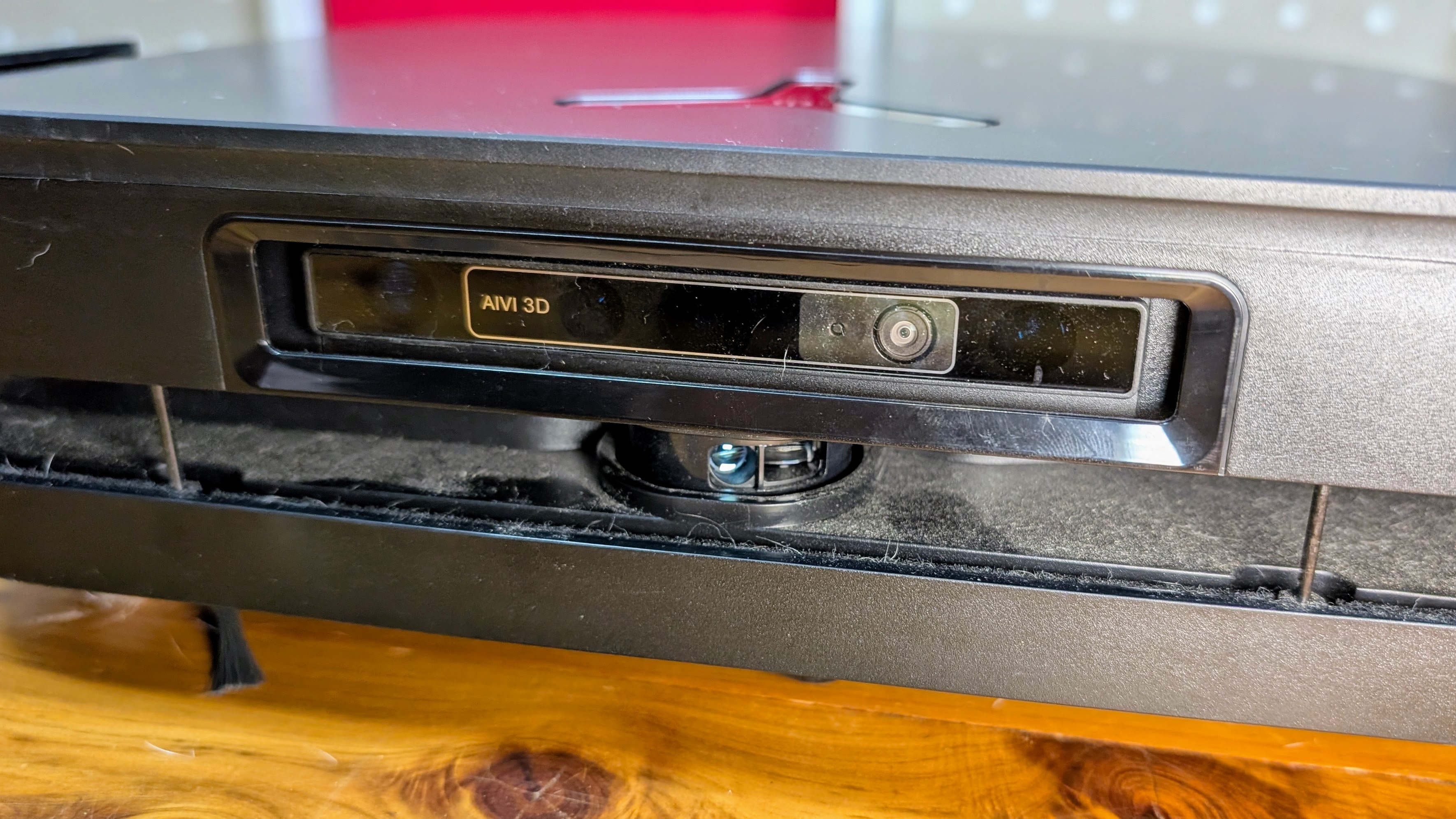 Ecovacs Deebot X5 Pro Omni front sensors close up