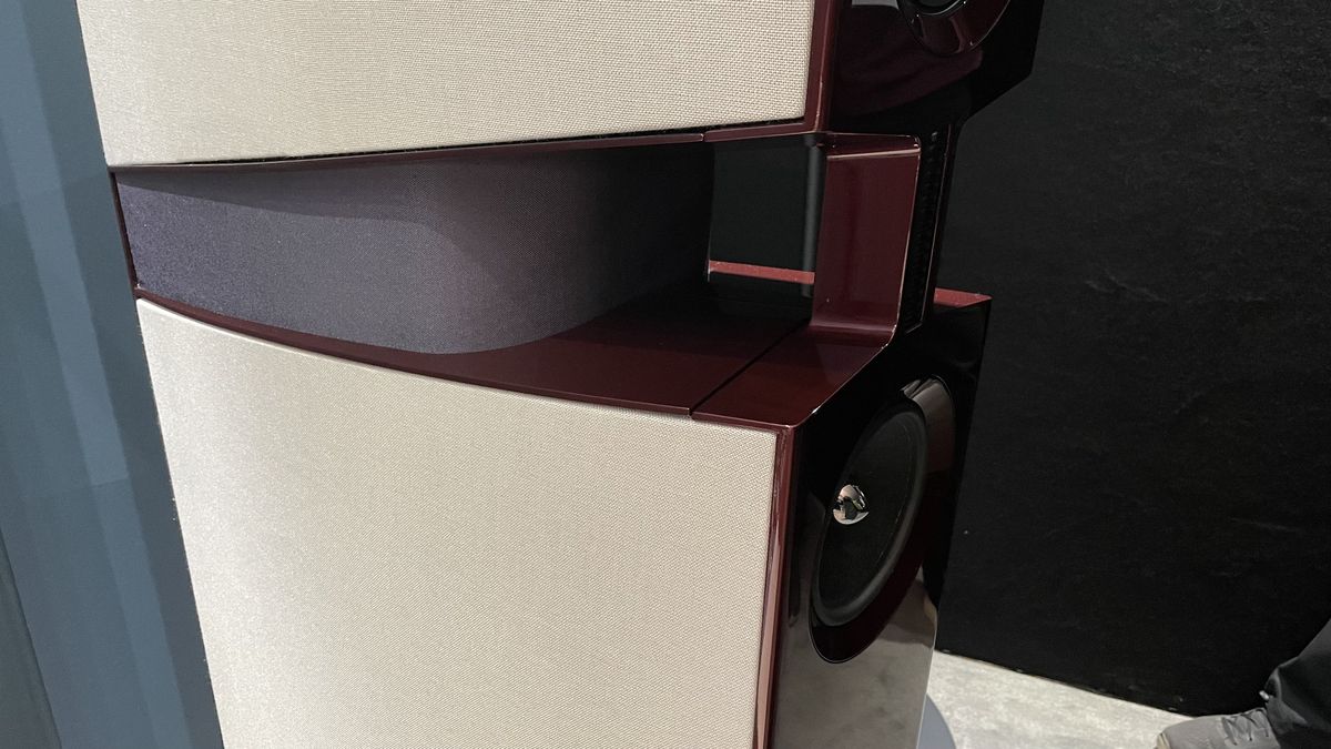 Burmester BX100 close-up at High End Munuch