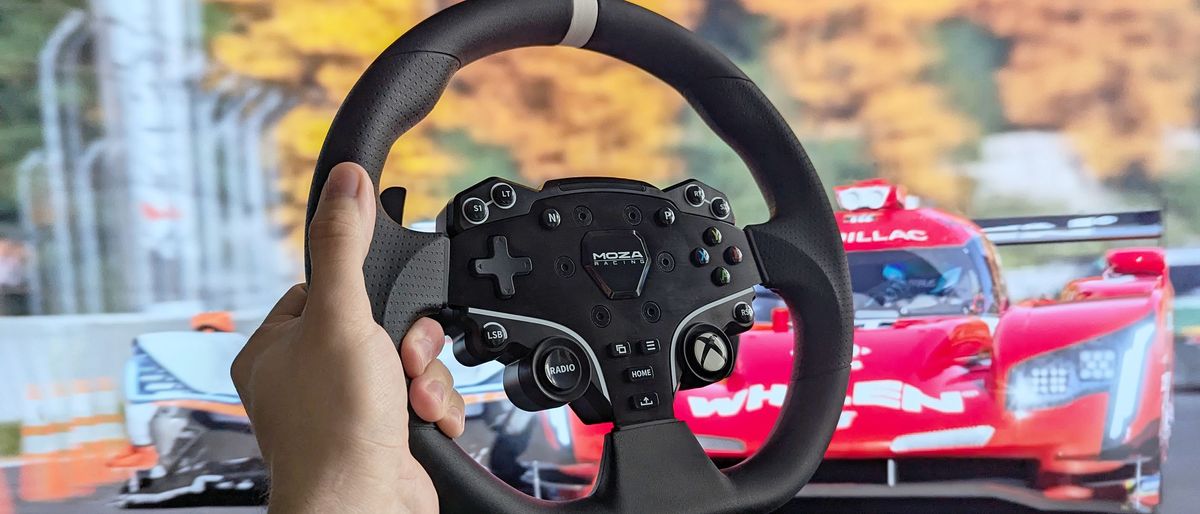 MOZA R3 Racing Wheel and Pedals