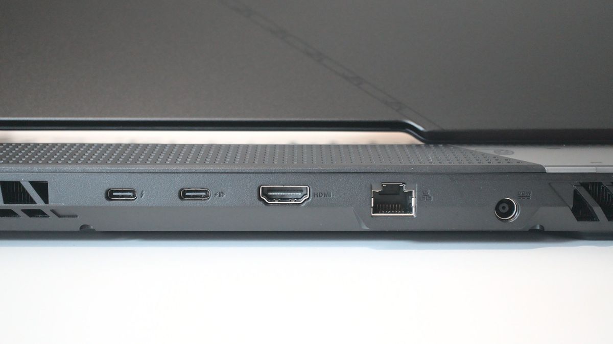 ASUS ROG Strix Scar G533