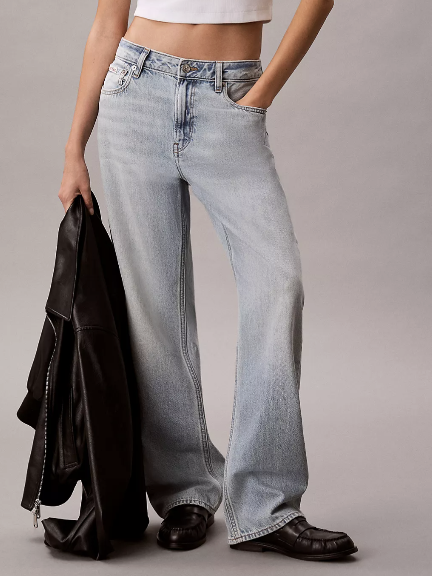 Calvin Klein, 90s Straight Lightweight Jeans