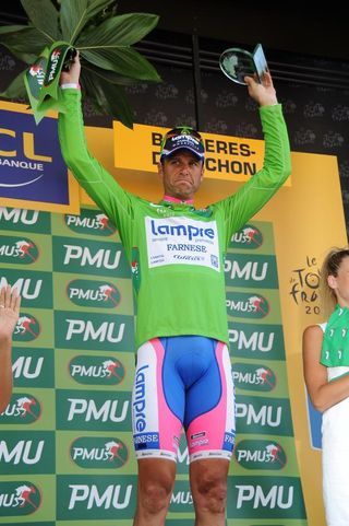 Alessandro Petacchi (Lampre-Farnese Vini) holds the green jersey and will want to keep it all the way to Paris