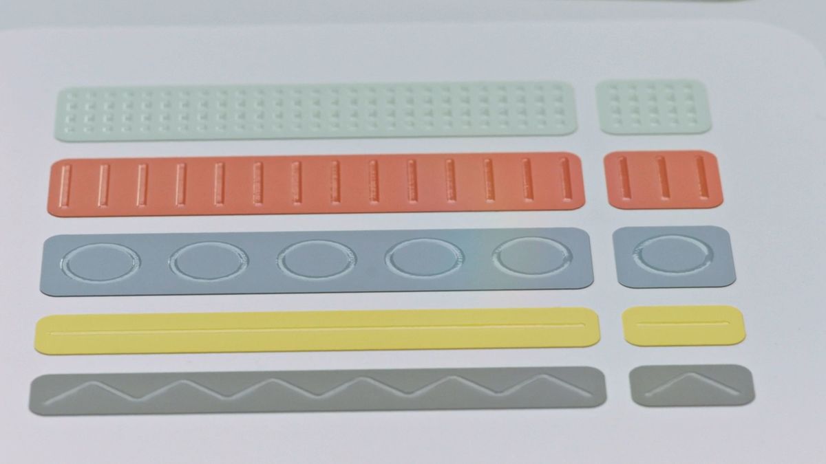 Accessibility aids for Microsoft Studio devices in pastel colors
