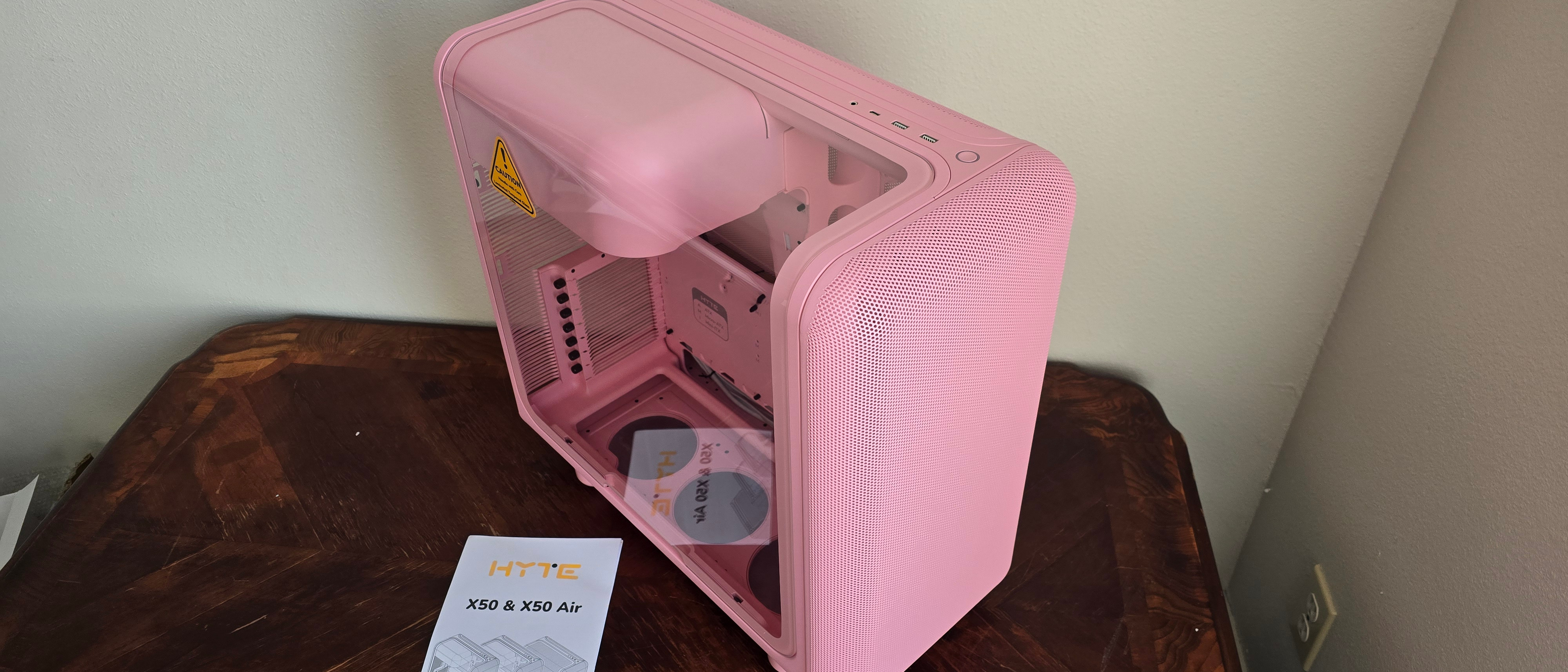 Hyte X50 Case