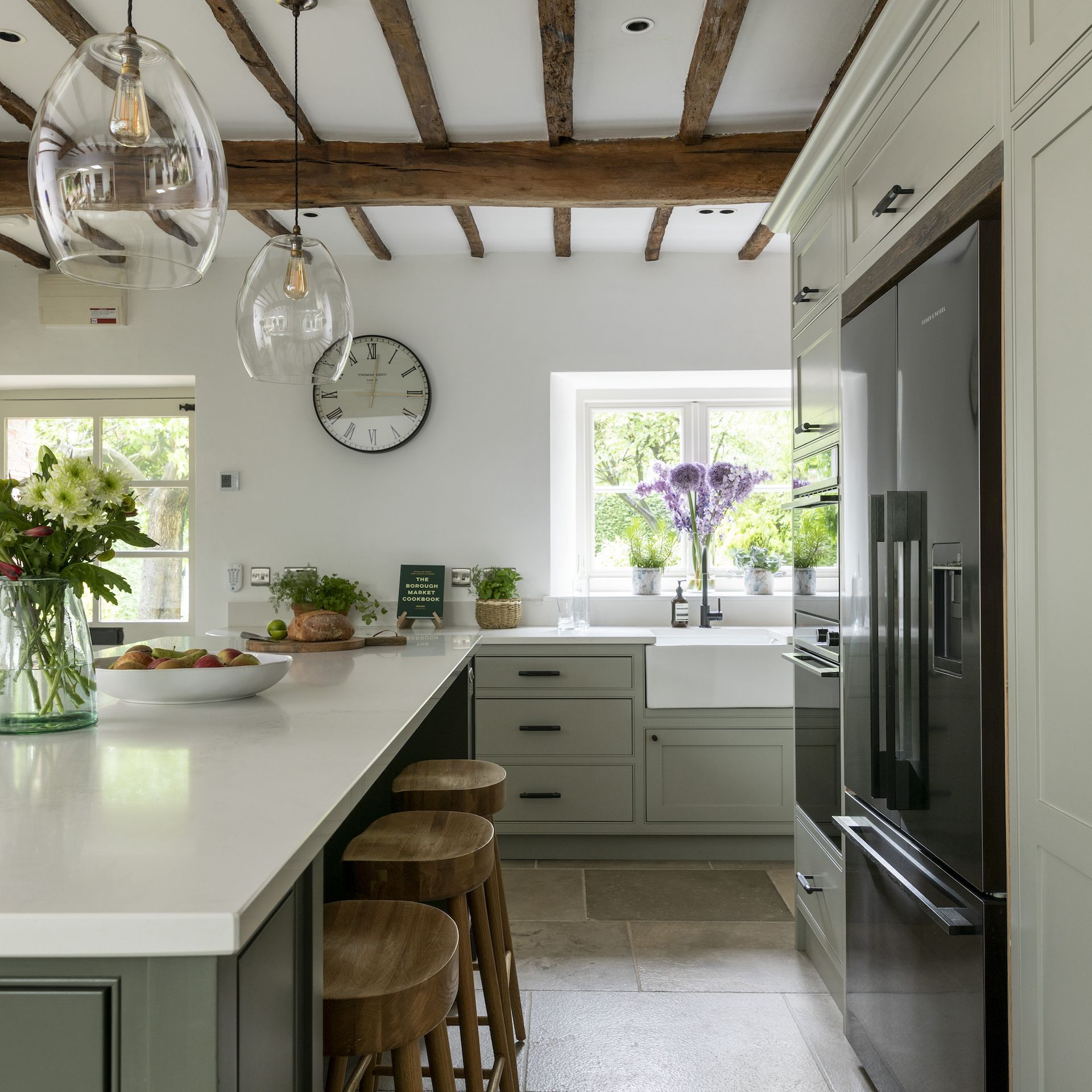 Farmhouse kitchen ideas – how to get the modern rustic look | Ideal Home