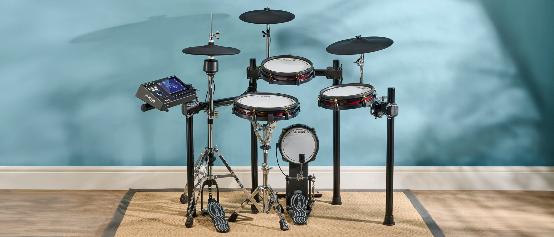 Alesis Strata Club