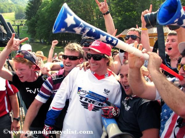 Aaron Gwin (Trek World Racing) gets mobbed by fans