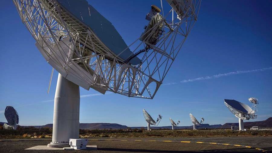 The world's best radio telescope just revealed hundreds of new galaxies