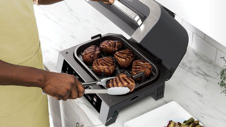 Ninja's Foodi Smart XL 6-in-1 Indoor Grill