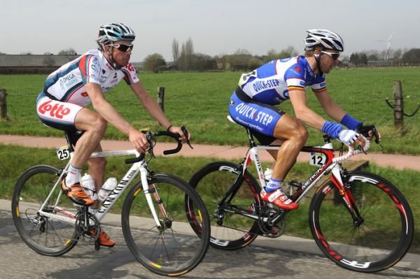Leif Hoste (Omega Pharma - Lotto) and Stijn Devolder (Quick Step) in action.