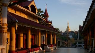 The warmer tones of golden hour are great for photographing buildings. Image: Jamie Carter