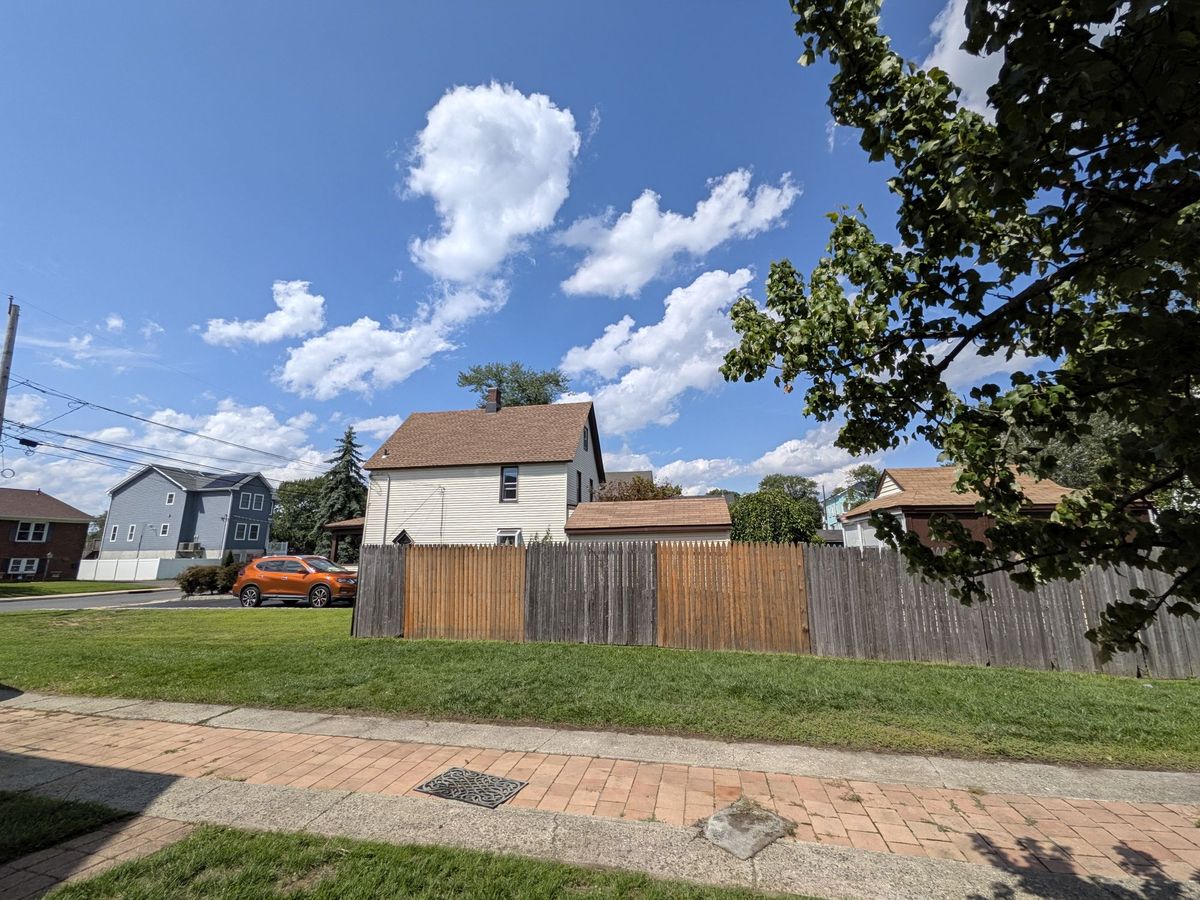 Google Pixel 11 camera sample.