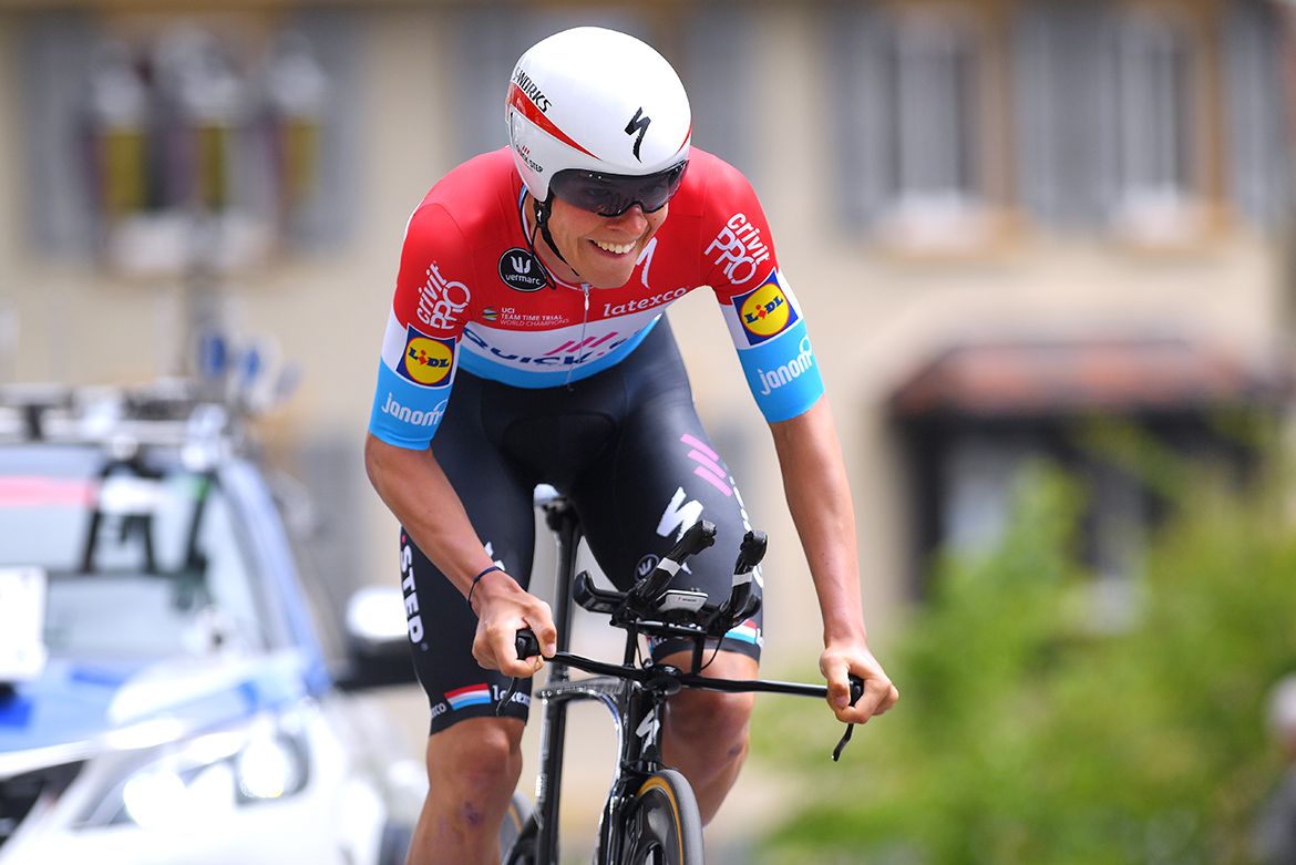 Bob Jungels grimaces as he feels the pain of the uphill section