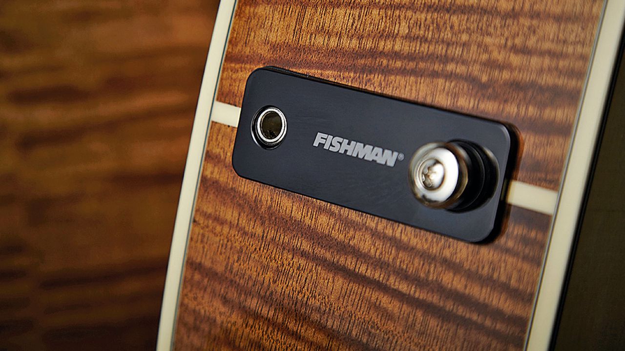 A stylish and convenient solution to housing a battery, a jack socket and a strap button