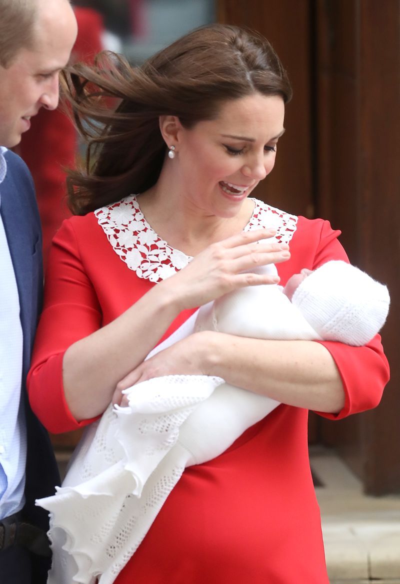 Red, Event, Dress, Ceremony, Tradition, Happy, Smile, Gesture,