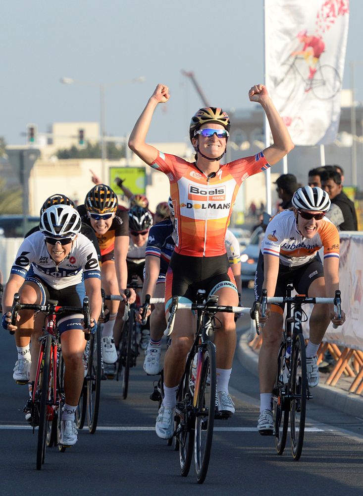 Lizzy Armitstead wins stage 3 of the Tour of Qatar