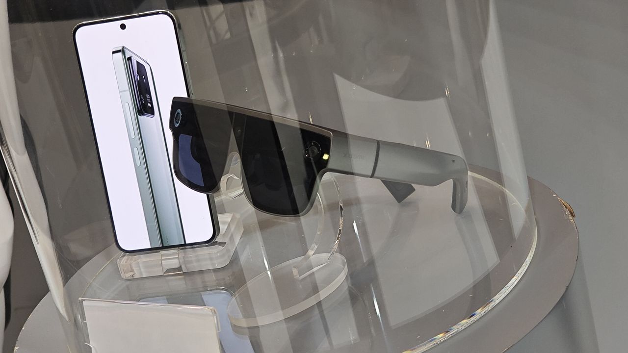 The Xiaomi Wireless AR Glass Discovery Edition on display at MWC 2023