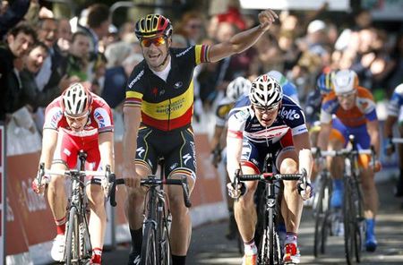 Belgian champion Tom Boonen (Omega Pharma-Quickstep) celebrates victory in stage 1 at the World Ports Classic.