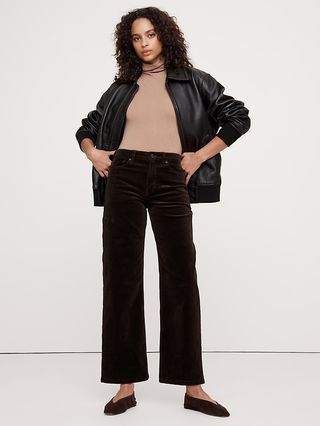 Ultra High-Rise Wide-Leg Crop Corduroy Pant