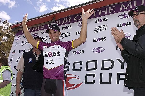 Queenslander Jonathan Cantwell (Fly V Australia) retains the Tour lead at the half-way mark in the race.