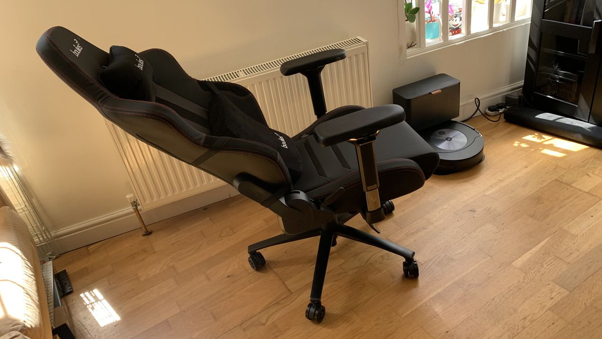 Boulies Ninja Pro gaming chair review stylish, snug, and