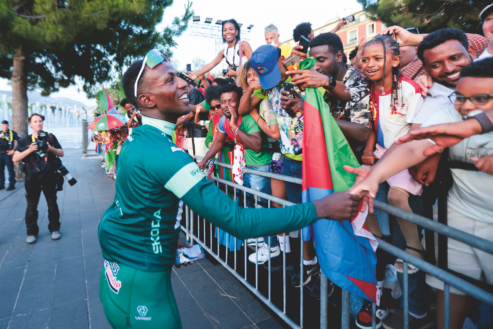 Biniam Girmay Tour de France green jersey fans