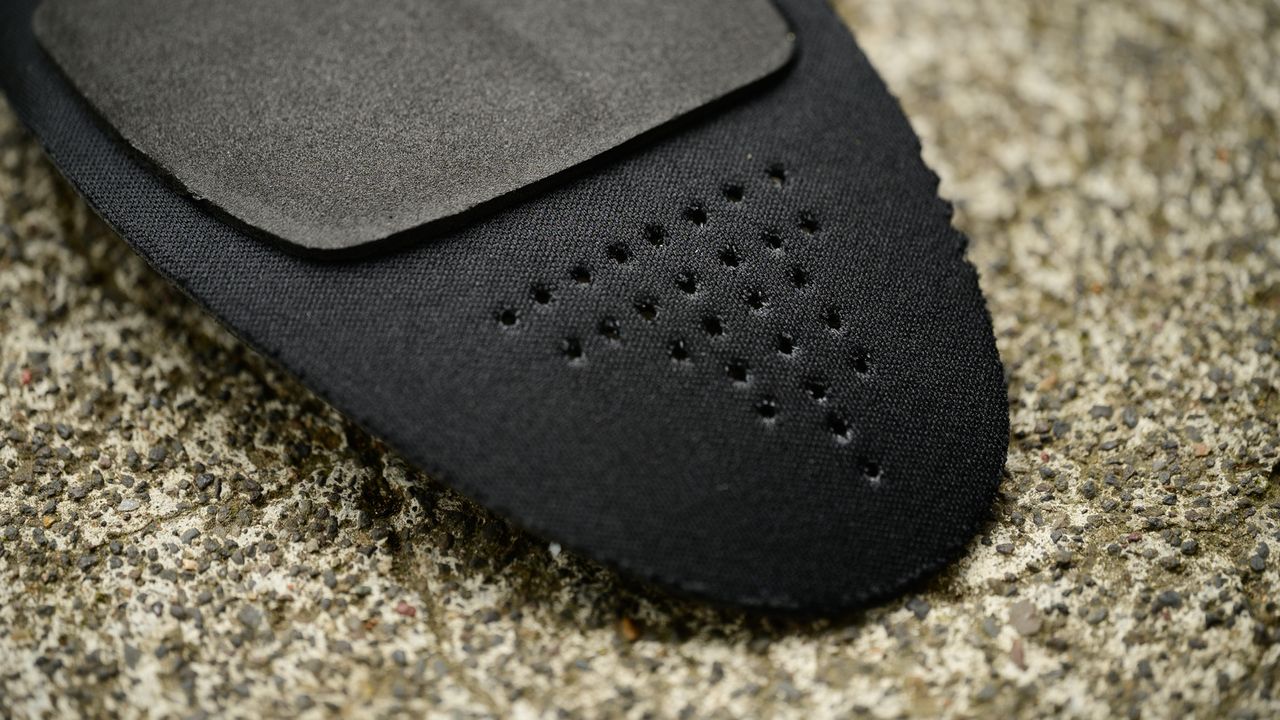 Fizik Tempo Powerstrap R5 venting in insole