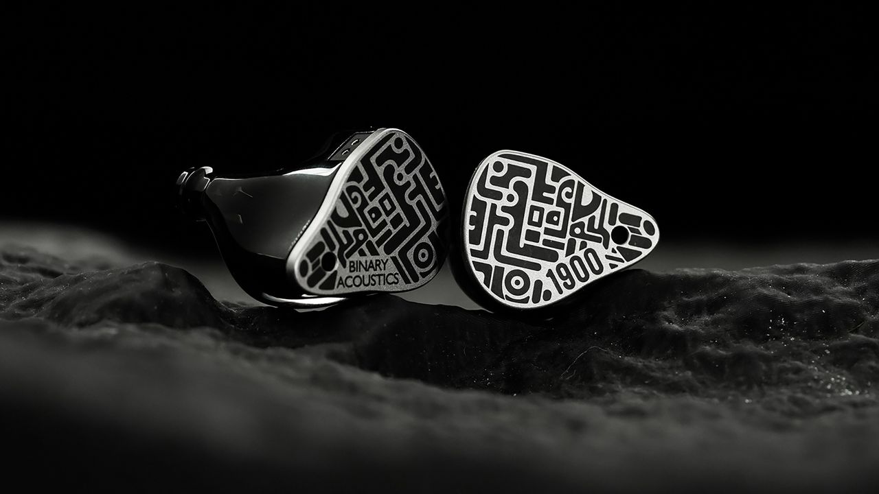 The Binary 1900 IEM.